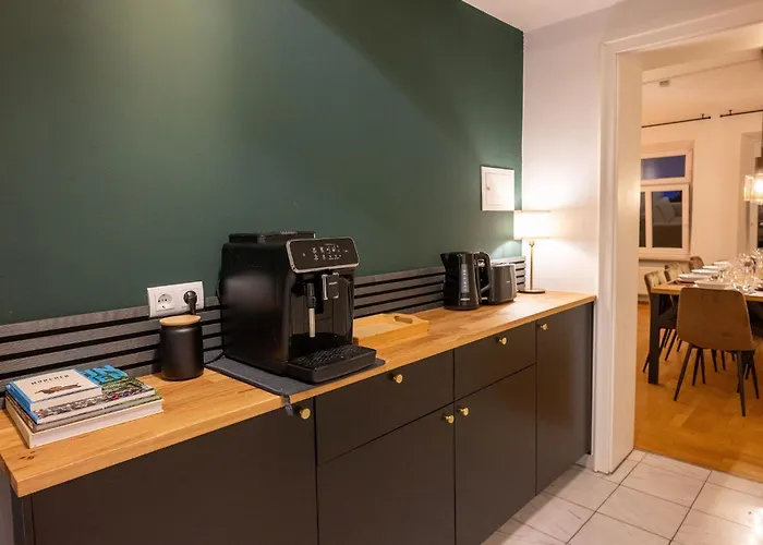 Large 110 Qm, 3 Bedrooms And Very 1-12 Guests * Munich