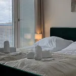 아파트 Large 110 Qm, 3 Bedrooms And Very 1-12 Guests