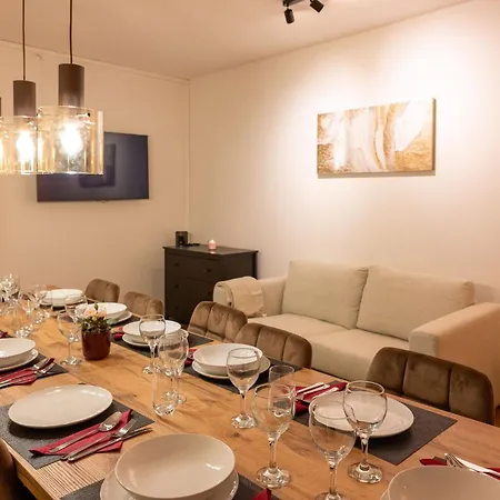 Large 110 Qm, 3 Bedrooms And Very 1-12 Guests Munich