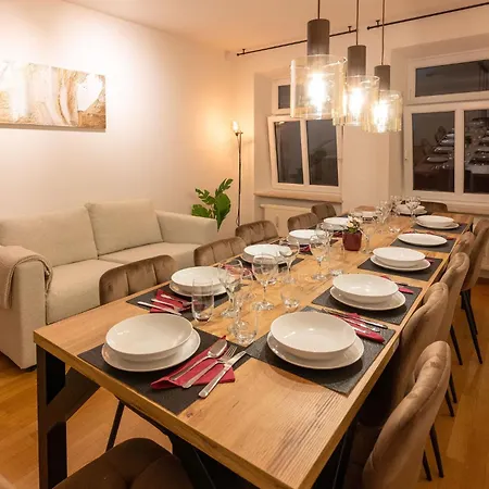 Large 110 Qm, 3 Bedrooms And Very 1-12 Guests * Munich