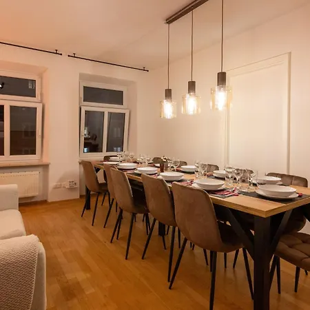Large 110 Qm, 3 Bedrooms&very 1-12 Guests *