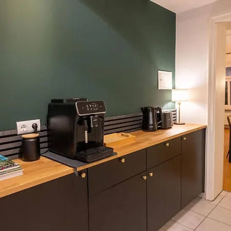 Large 110 Qm, 3 Bedrooms And Very 1-12 Guests * Munich