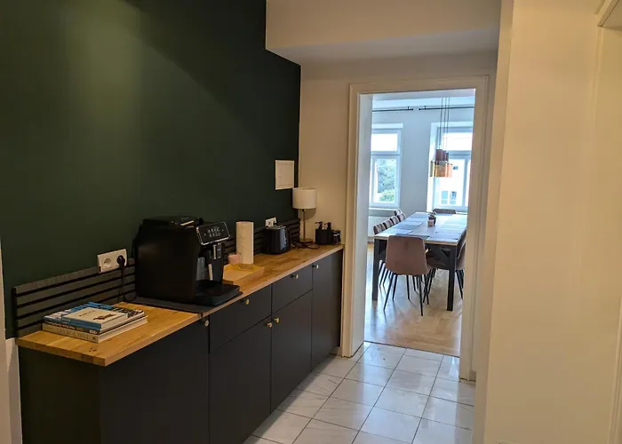 Apartment Large 110 Qm, 3 Bedrooms&very 1-12 Guests